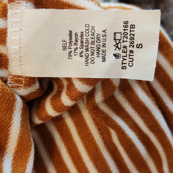 White Birch Tie Front Print And Stripes Top - Picture 10 of 10